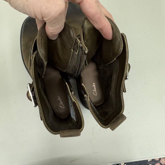 Clarks Orinoco 2 Lace Dark Olive Leather Side Zip Boots Shoes Womens size 8.5 M - Picture 5 of 9